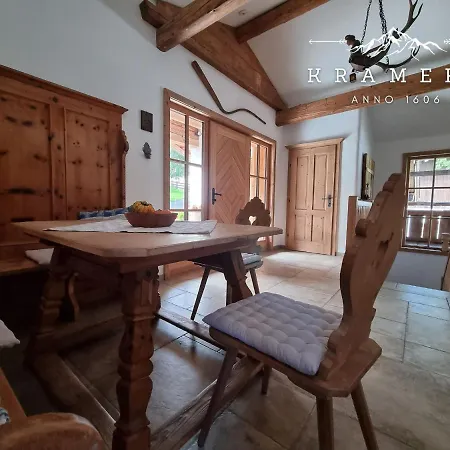 샬레 Kramerl 푸슈안데르글로크네르스트라세